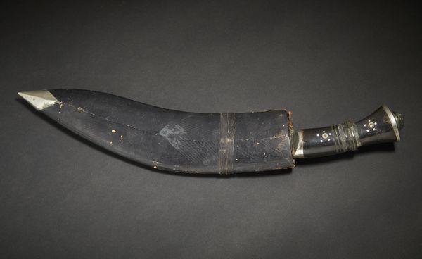 Arte Indiana : Pugnale gurkha kukri.Nepal, XX sec.  - Asta Asta 437 | ARTE ORIENTALE - ARTE ORIENTALE DA COLLEZIONI PRIVATE ITALIANE Online - Associazione Nazionale - Case d'Asta italiane