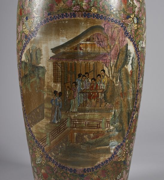 Arte Cinese : Vaso monumentale in porcellana Cina, XX secolo  - Asta Asta 437 | ARTE ORIENTALE - ARTE ORIENTALE DA COLLEZIONI PRIVATE ITALIANE Online - Associazione Nazionale - Case d'Asta italiane