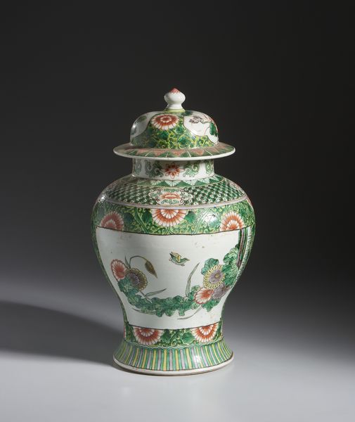 Arte Cinese : Potiche in porcellana con coperchio. Cina, Dinastia Qing, XIX sec.  - Asta Asta 437 | ARTE ORIENTALE - ARTE ORIENTALE DA COLLEZIONI PRIVATE ITALIANE Online - Associazione Nazionale - Case d'Asta italiane