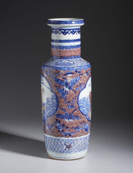 Arte Cinese : Vaso in porcellana in blu e rosso. Cina, Dinastia Qing, XIX sec.  - Asta Asta 437 | ARTE ORIENTALE - ARTE ORIENTALE DA COLLEZIONI PRIVATE ITALIANE Online - Associazione Nazionale - Case d'Asta italiane