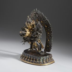 Arte Himalayana : Scultura in bronzo raffigurante Kalachakra. Tibet, XX sec.  - Asta Asta 437 | ARTE ORIENTALE - ARTE ORIENTALE DA COLLEZIONI PRIVATE ITALIANE Online - Associazione Nazionale - Case d'Asta italiane