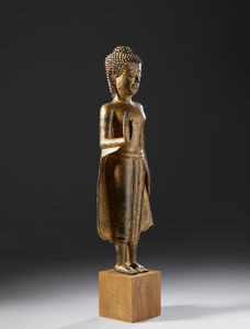 Arte Sud-Est Asiatico : Fusione in bronzo a patina bruna raffigurante Buddha. Tailandia Ayutthaya, XVII sec.  - Asta Asta 437 | ARTE ORIENTALE - ARTE ORIENTALE DA COLLEZIONI PRIVATE ITALIANE Online - Associazione Nazionale - Case d'Asta italiane