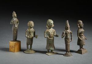 Arte Indiana - Gruppo di 5 figure di guerrieri in bronzo India tribale, XIX secolo