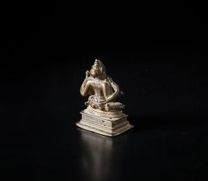 Arte Indiana : Figura in bronzo.Sud India,  XIX sec.  - Asta Asta 437 | ARTE ORIENTALE - ARTE ORIENTALE DA COLLEZIONI PRIVATE ITALIANE Online - Associazione Nazionale - Case d'Asta italiane