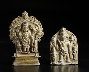 Arte Indiana - Due placche Virabhadra in fusione d'ottone. India Meridionale, XVIII-XIX secolo