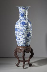 Arte Cinese - Grande vaso a balaustro. Cina, Dinastia Qing, XIX sec.