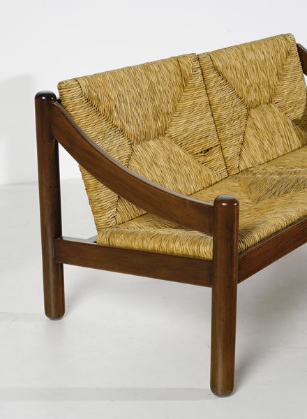 MAGISTRETTI VICO (1920 - 2006) : Divano a due posti della serie Carimate per Cassina, Meda  - Asta Asta 438 | DESIGN E ARTI DECORATIVE DEL NOVECENTO Online - Associazione Nazionale - Case d'Asta italiane