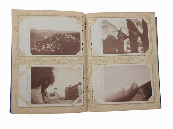 Due album di fotocartoline con vedute di Roma e dintorni, inizio del XX secolo  - Asta Galanterie e curiosit - Associazione Nazionale - Case d'Asta italiane