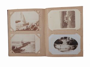 Due album di fotocartoline con vedute di Roma e dintorni, inizio del XX secolo  - Asta Galanterie e curiosit - Associazione Nazionale - Case d'Asta italiane