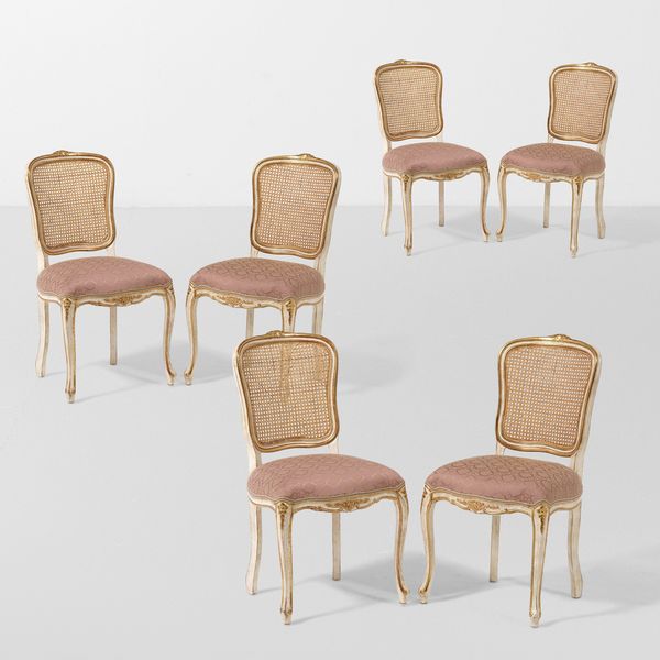 6 sedie modello Vienna in legno intagliato e dipinto con spalliera in paglia  - Asta Decoro in stile antico Palazzo Pugliese - Associazione Nazionale - Case d'Asta italiane