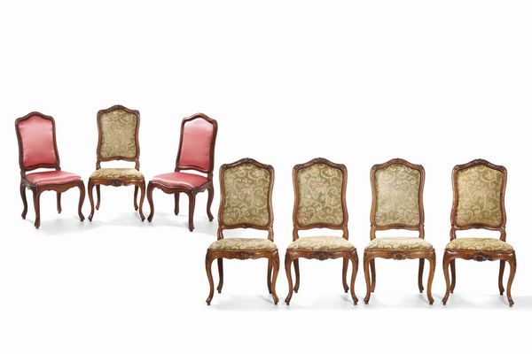 Lotto di sette sedie in legno intagliato. XVIII secolo  - Asta Antiquariato - Associazione Nazionale - Case d'Asta italiane