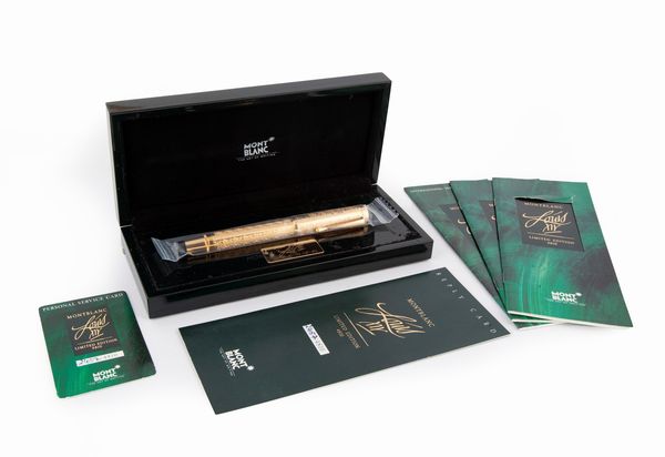 Montblanc Louis XIV Edizione limitata - Penna stilografica in argento 925/000 vermeil in oro 23,5 Kt cesellato  - Asta Penne e Accessori da Scrivania - Associazione Nazionale - Case d'Asta italiane