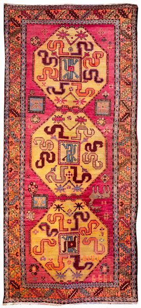 Tappeto caucasico dragon rug datato 1939  - Asta Asta a Tempo - Tappeti Antichi e Rari - Associazione Nazionale - Case d'Asta italiane