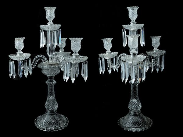 Coppia di grandi candelabri in vetro pressato  - Asta L'arte di arredare - Associazione Nazionale - Case d'Asta italiane