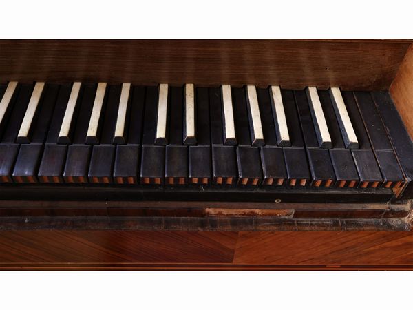 Fortepiano a tavolo  - Asta L'arte di arredare - Associazione Nazionale - Case d'Asta italiane