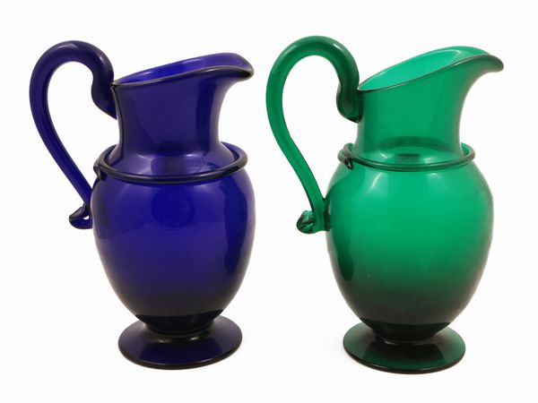 Coppia di caraffe in vetro soffiato, prima met del XX secolo  - Asta L'arte di arredare - Associazione Nazionale - Case d'Asta italiane