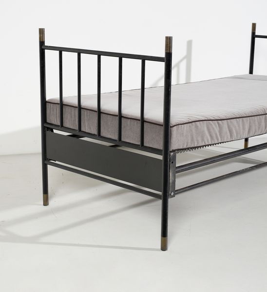 CACCIA DOMINIONI LUIGI (1913 - 2016) : Letto singolo mod. Francesco Giuseppe per Azucena, Milano  - Asta Asta 443 | DESIGN E ARTI DECORATIVE DEL NOVECENTO Online - Associazione Nazionale - Case d'Asta italiane