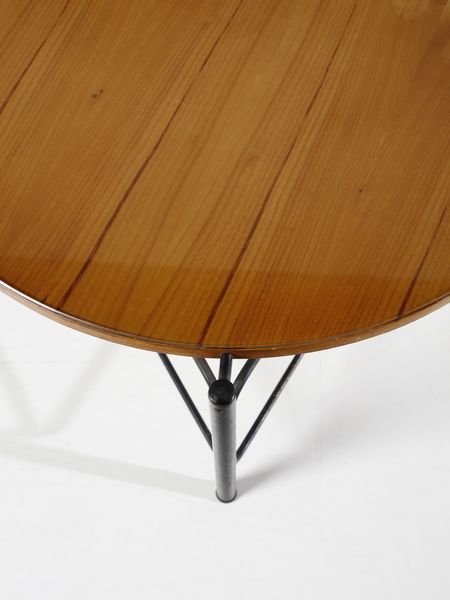 NAKAI TAICHIRO (n. 1954) : Tavolino da salotto, prodotto da Rossi D'Albizzate per La Selettiva del mobile Cant  - Asta Asta 443 | DESIGN E ARTI DECORATIVE DEL NOVECENTO Online - Associazione Nazionale - Case d'Asta italiane