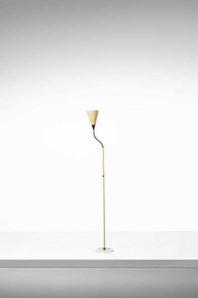 BUZZI FRANCO (n. 1912) : Lampada da terra con terminale del fusto estraibile e flessibile probabile esecuzione O-Luce, Milano  - Asta Asta 443 | DESIGN E ARTI DECORATIVE DEL NOVECENTO Online - Associazione Nazionale - Case d'Asta italiane