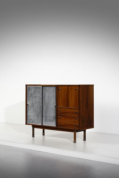 COSLIN GEORGE : Credenza per 3V Arredamenti Padova  - Asta Asta 443 | DESIGN E ARTI DECORATIVE DEL NOVECENTO Online - Associazione Nazionale - Case d'Asta italiane