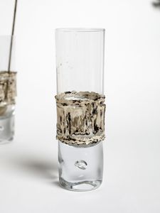 MASTRO 7 : Servizio da cocktail composto da otto bicchieri con cucchiaini e un cestello per il ghiaccio  - Asta Asta 443 | DESIGN E ARTI DECORATIVE DEL NOVECENTO Online - Associazione Nazionale - Case d'Asta italiane