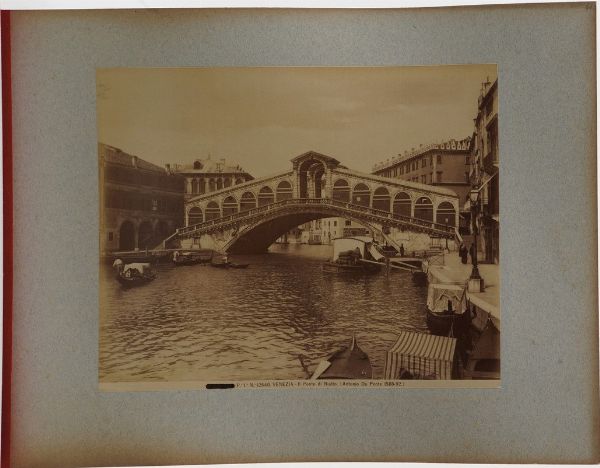 Raccolta di fotografie all'albumina Album con vedute di Venezia e Milano (Brogi)  - Asta Libri antichi e rari, Stampe, Vedute e Mappe - Associazione Nazionale - Case d'Asta italiane