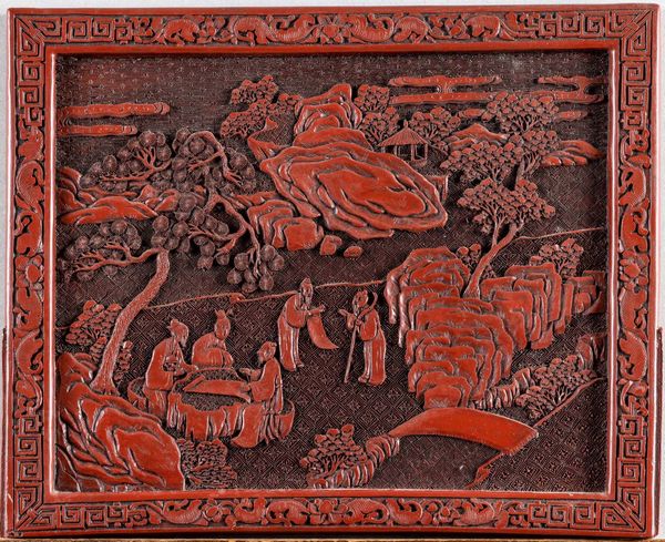 Paravento da tavolo con placca in lacca rossa raffigurante saggi entro paesaggio e decori floreali, Cina, Dinastia Qing, XIX secolo  - Asta Arte orientale  - Associazione Nazionale - Case d'Asta italiane