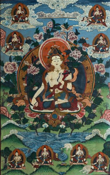 Thangka su seta con figura di Buddha Sakyamuni centrale e altre divinit, Tibet, XIX secolo  - Asta Arte orientale  - Associazione Nazionale - Case d'Asta italiane