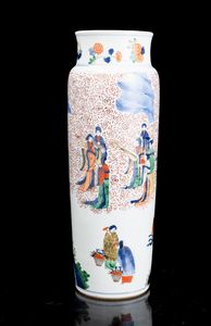 Vaso in porcellana raffigurante scene di vita comune, Cina, Dinastia Qing, XIX secolo  - Asta Arte orientale  - Associazione Nazionale - Case d'Asta italiane