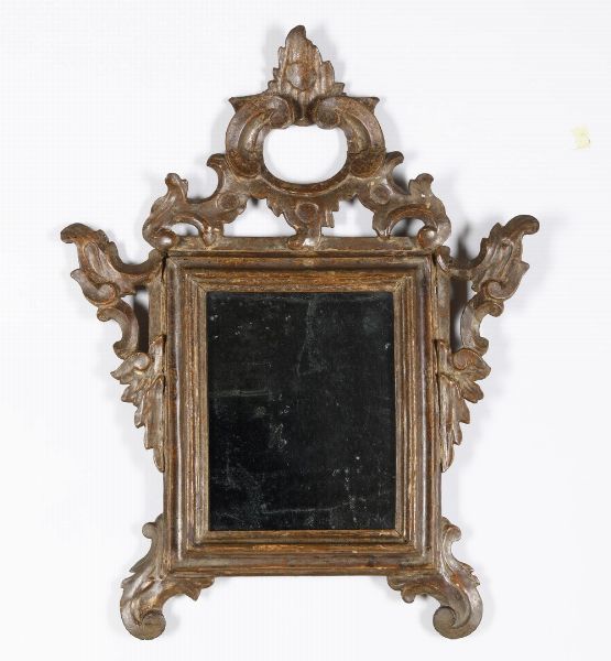 Specchiera con cornice in legno intagliato. XVII-XVIII secolo  - Asta Cornici Antiche - Associazione Nazionale - Case d'Asta italiane