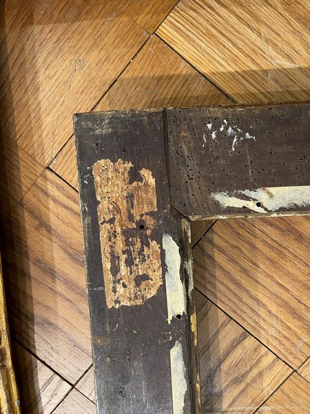 Cornice  in legno dorato a tre ordini di intaglio. Italia centrale XVII secolo  - Asta Cornici Antiche - Associazione Nazionale - Case d'Asta italiane