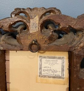 Cornice in legno intagliato, traforato a volute e dorato. Toscana, fine XVII secolo  - Asta Cornici Antiche - Associazione Nazionale - Case d'Asta italiane