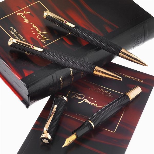 MONTBLANC : MONTBLANC VIRGINIA WOOLF PENNA STILOGRAFICA EDIZIONE LIMITATA N. 01576/16000, PENNA A SFERA N. 01576/18000, PORTAMINE N. 01576/4000, ANNO 2006  - Asta OROLOGI E PENNE - Associazione Nazionale - Case d'Asta italiane