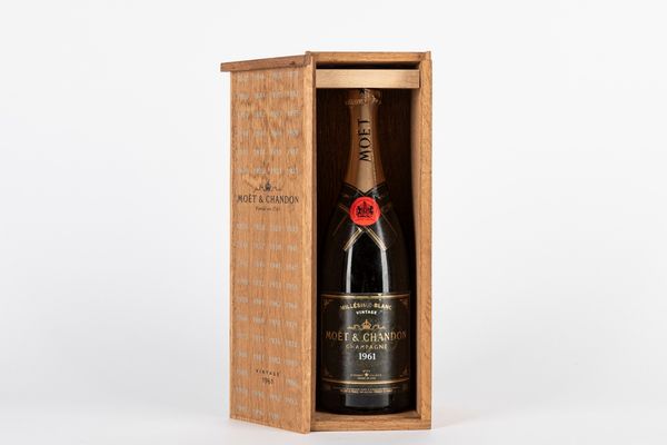 FRANCIA : Moet & Chandon Grand Vintage Brut MG  - Asta Vini e Distillati - Associazione Nazionale - Case d'Asta italiane