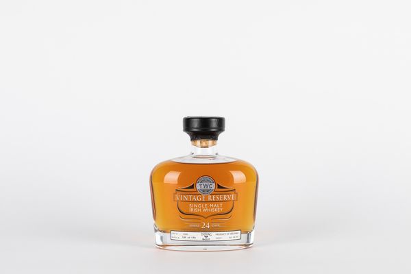 Irlanda : The Teeling Whiskey Co. Vintage Reserve Single Cask 24 Year Old Single Malt Irish Whiskey  - Asta Vini e Distillati - Associazione Nazionale - Case d'Asta italiane