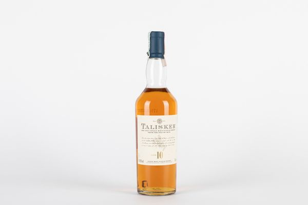 Scozia : Talisker 10 Year Old Single Malt Scotch Whisky  - Asta Vini e Distillati - Associazione Nazionale - Case d'Asta italiane