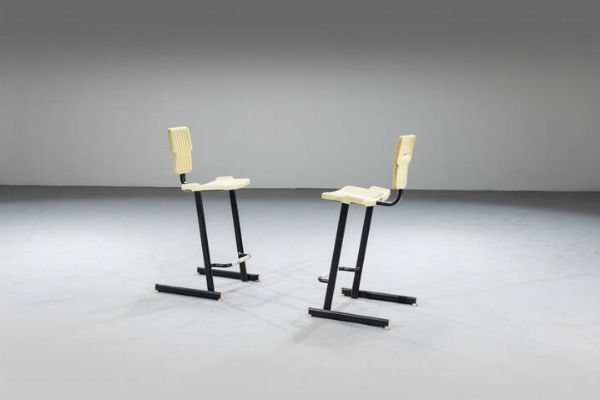 VAN ONCK ANDRIES E HIROKO : Coppia di sgabelli mod.Condor  - Asta Design - Associazione Nazionale - Case d'Asta italiane