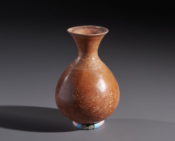 Sonink - Mali : Nello stile di Brocca in terracotta policroma con collo basso e incisioni  - Asta Asta 444 | AFRICA, OCEANIA E AMERICHE - ARTIGIANATO AFRICANO: VARI COMMITTENTI E SELEZIONE DALLA COLLEZIONE BARTOLOMUCCI Online - Associazione Nazionale - Case d'Asta italiane