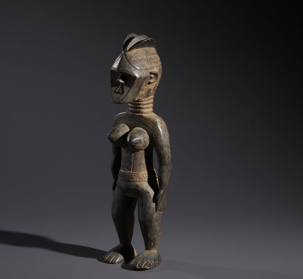 Mende - Sierra Leone : Nello stile di Scultura antropomorfa femminile in  legno duro a patina nera  - Asta Asta 444 | AFRICA, OCEANIA E AMERICHE - ARTIGIANATO AFRICANO: VARI COMMITTENTI E SELEZIONE DALLA COLLEZIONE BARTOLOMUCCI Online - Associazione Nazionale - Case d'Asta italiane