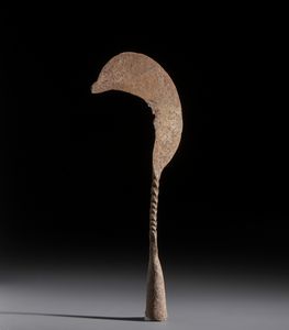 Kirdi - Camerun - Nello stile di Ascia da cerimonia/ moneta in ferro forgiato ed attorcigliato