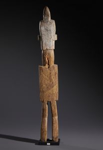 Urhobo, Nigeria : Nello stile di Scultura antropomorfa in legno duro a patina naturale e caolino  - Asta Asta 444 | AFRICA, OCEANIA E AMERICHE - ARTIGIANATO AFRICANO: VARI COMMITTENTI E SELEZIONE DALLA COLLEZIONE BARTOLOMUCCI Online - Associazione Nazionale - Case d'Asta italiane