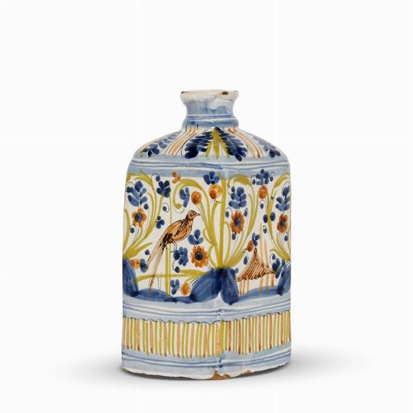 BOTTIGLIA, SAVONA O ALBISOLA, SECOLO XVII  - Asta UNA COLLEZIONE DI VASI DA FARMACIA IN MAIOLICA - Associazione Nazionale - Case d'Asta italiane