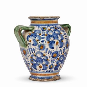 ORCIOLO, MONTELUPO, 1570-1590  - Asta UNA COLLEZIONE DI VASI DA FARMACIA IN MAIOLICA - Associazione Nazionale - Case d'Asta italiane