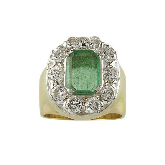 Anello con smeraldo Colombia e diamanti a contorno  - Asta Vintage Jewellery - Associazione Nazionale - Case d'Asta italiane