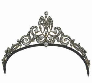 Tiara con diamanti di vecchio taglio  - Asta Vintage Jewellery - Associazione Nazionale - Case d'Asta italiane