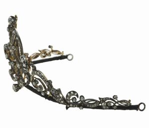 Tiara con diamanti di vecchio taglio  - Asta Vintage Jewellery - Associazione Nazionale - Case d'Asta italiane