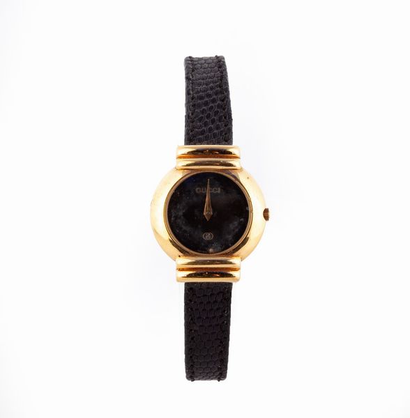 Gucci 5300 - Orologio da polso al quarzo da donna in metallo dorato con quadrante nero  - Asta Orologi da Polso da Tasca e da Tavolo - Associazione Nazionale - Case d'Asta italiane