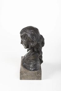 Andrea Valli (Carrara 1870-1948) Busto femminile  - Asta Scultura XIX-XX secolo - Associazione Nazionale - Case d'Asta italiane