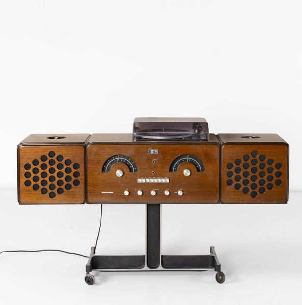 ACHILLE E PIERGIACOMO CASTIGLIONI : Radiofonografo giradischi mod. RR126  - Asta Design 200 - Associazione Nazionale - Case d'Asta italiane