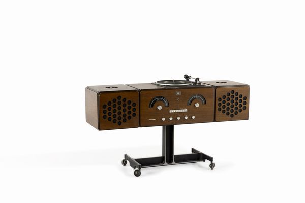 ACHILLE E PIERGIACOMO CASTIGLIONI : Radiofonografo giradischi mod. RR126  - Asta Design 200 - Associazione Nazionale - Case d'Asta italiane